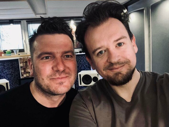 Sylwester Gazda (Power Play) i Łukasz Sienicki w studio! Panowie szykują muzyczny sztos!
