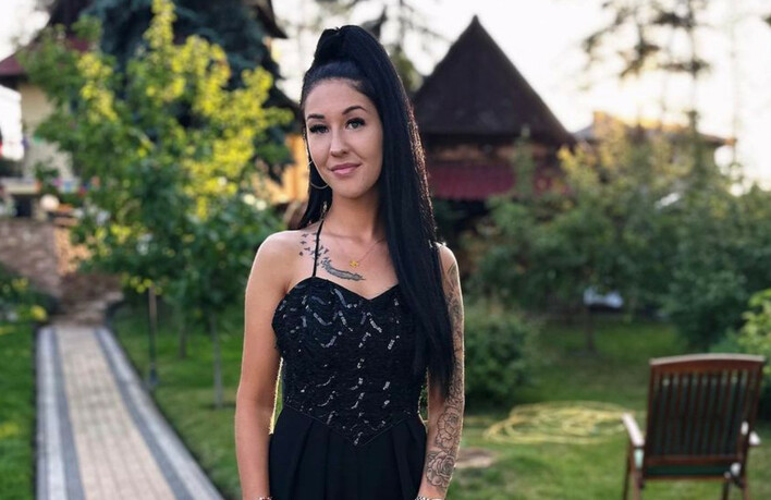 Gwiazda disco polo Sylwia Kossakowska zabłysnęła na imprezie retro „Więc Chodź, Nasza cała ta noc„! Mamy VIDEO