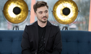 Syn Zenka Martyniuka miał problemy w szkole z powodu disco polo? Danuta Martyniuk wyjawia szokujące fakty!