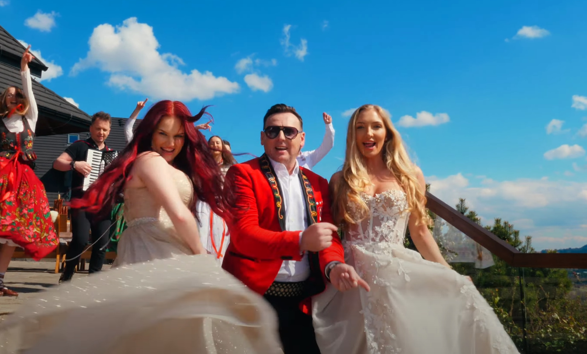 Szalony Drużba, Martirenti i Margarita z nowym przebojem ”Wesele” – ten utwór może podbić wszystkie imprezy