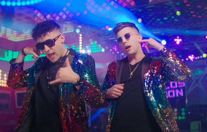 Szampan na milion odtworzeń, a jest już dużo więcej! Menelaos świętują sukces swojej nowej produkcji pt. „Halo księżniczko„