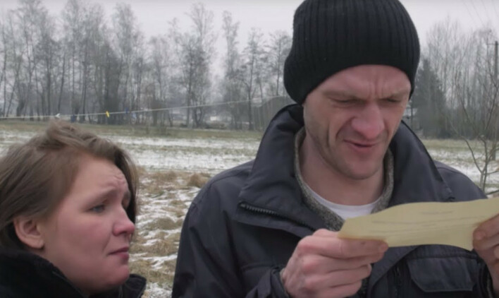 Szczena z ”Chłopaków do wzięcia” odkrył nieznany talent w teledysku disco polo. Co się stało z jego starym domem? Szokujące nagranie!