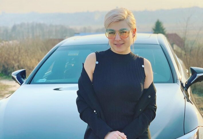 Szok! Magda Narożna eksperymentuje z wyglądem! Znowu wygląda inaczej! Fani disco polo zaskoczeni!