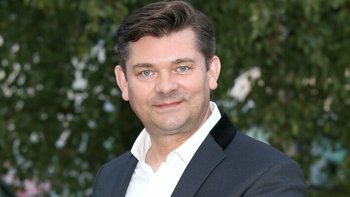 Szok. Zenon Martyniuk (Akcent) sparodiowany przez aktorkę z popularnego serialu! 