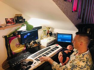 Szok! Uwielbiany artysta porzuci disco polo dla syna?!