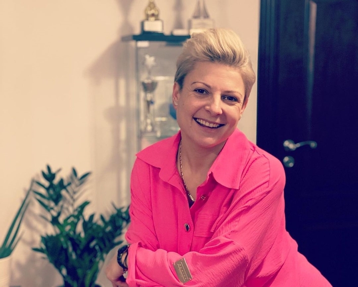 Szokująca przemiana Magdy Narożnej. Królowa disco polo nie do poznania! Nie ma kompletnie...