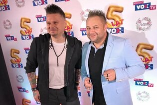 Szokujące doniesienia! Wokaliści disco polo zgubili się na pustyni! 