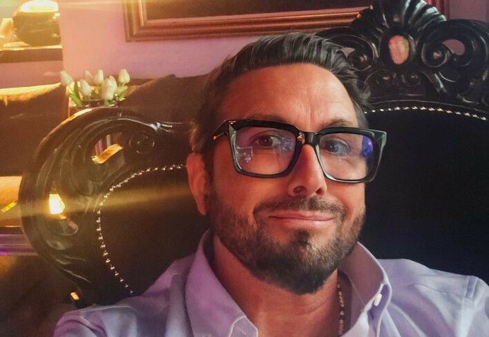 Szokujące wieści o Andre! Gwiazdor disco polo trafił do szpitala! 