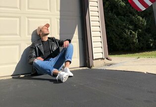 Szokujący teledysk artysty disco polo! Piosenka w połączeniu z tym klipem powala na kolana! 