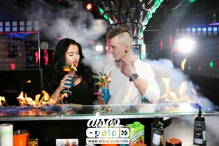 Sztuka Carvingu, palący bar i energetyczne tancerki - zobaczcie HOT materiały z planu nagrań Cristo Dance! 