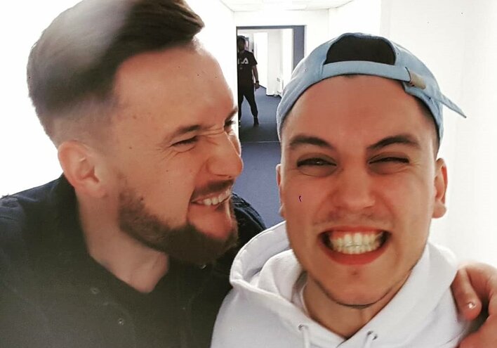 Gwiazdy disco polo idą po sukces w duecie! Miły Pan oraz Defis zapowiedzieli kolejną wspólną premierę?!