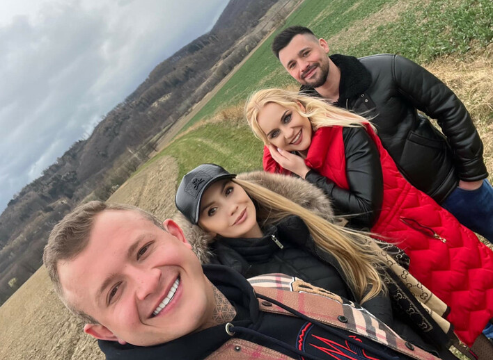 Tajemnicze spotkanie w zespole Piękni i Młodzi! Co planują Dawid Narożny, Joanna Narożna oraz Ela Kliś?! 