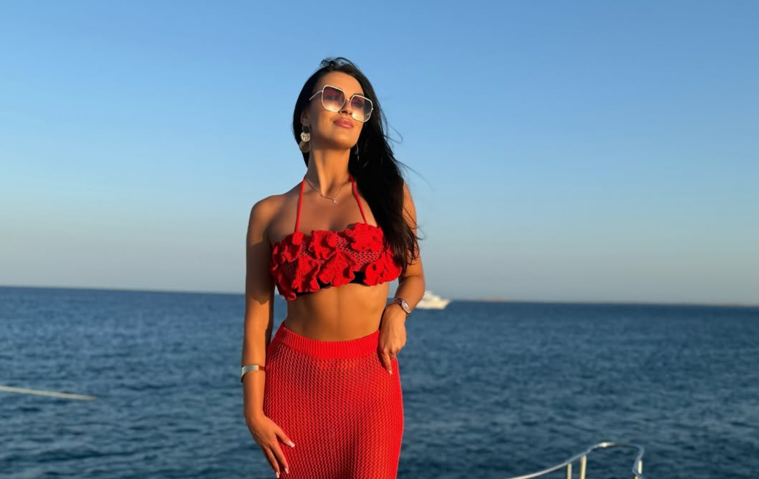 Tak gorąco jeszcze nie było! Karolina Marczynskaa w bikini w Dubaju wygląda oszałamiająco