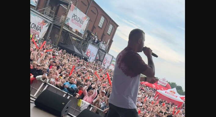 Polonia Go pokochała?! Dawid Narożny Piękni i Młodzi skradł show w Oberhausen! Tłumy śpiewały z gwiazdą disco polo!