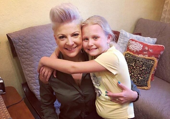 Rozczulające wideo córki gwiazd disco polo! Magda Narożna i Dawid Narożny (Piękni i Młodzi) mogą być dumni!