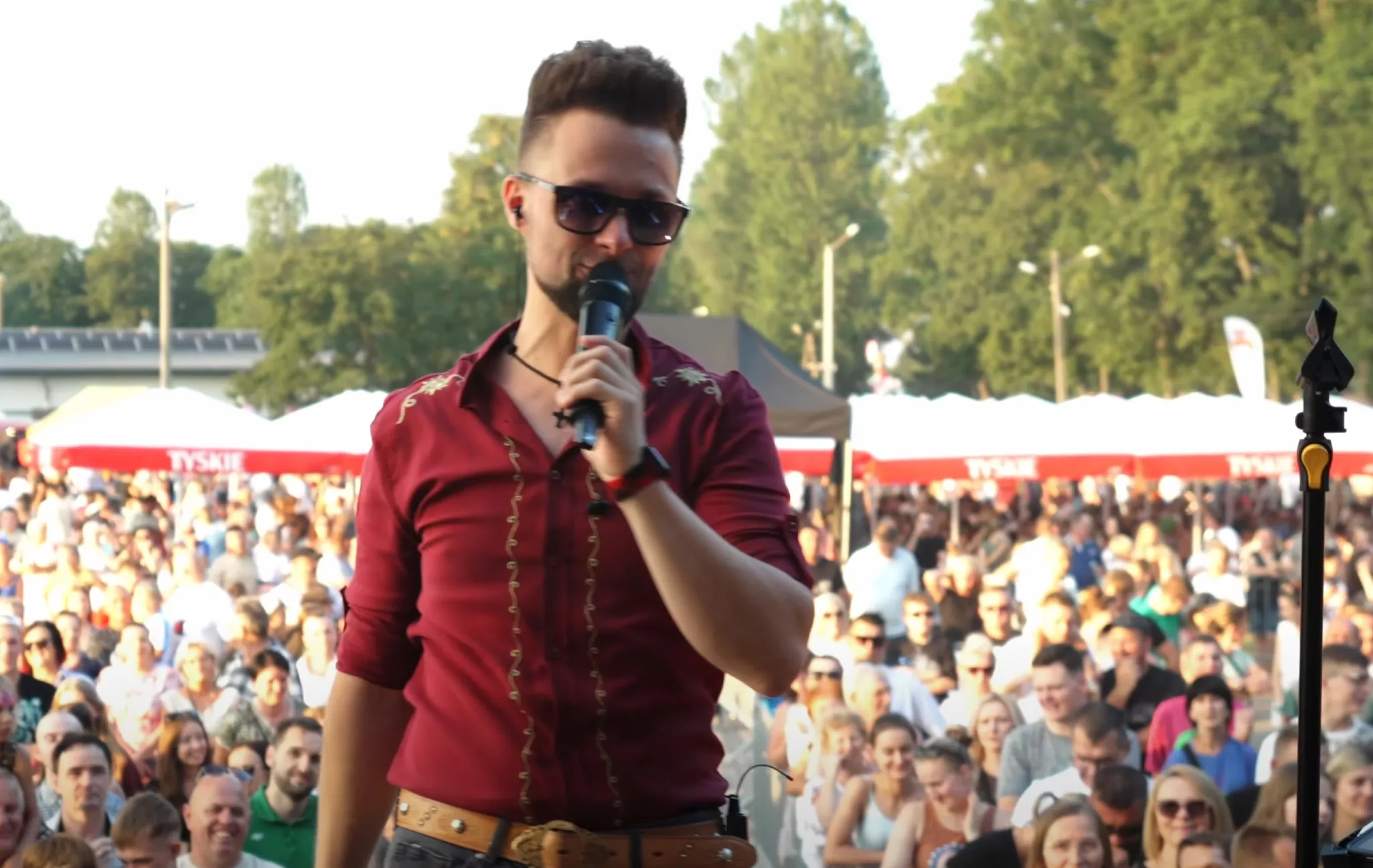 Góralski HIT?! „Takiego Janicka„ w wykonaniu zespołu Roy podbija sieć – To góralskie brzmienia na najwyższym poziomie?! 
