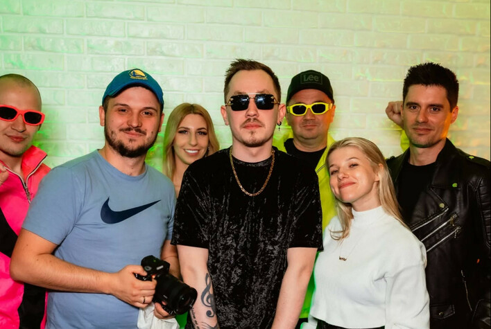 Talip, Pan Mareczek i Dance 2 Disco z nowym numerem ”HOTÓWA” – czy to przebój lata 2025?