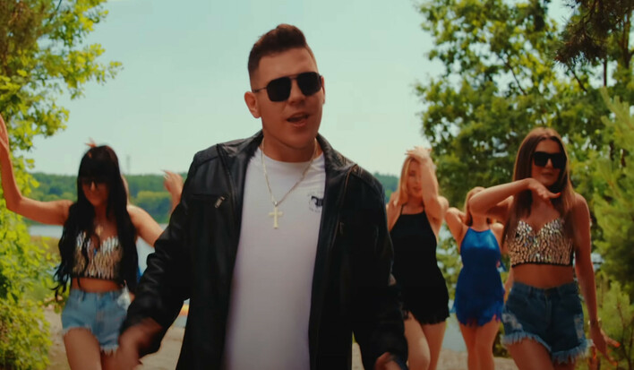 „Tańczyć z Tobą chce„ – Rafała Jendrychowskiego nowy hit weselny roku?