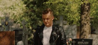 Tego jeszcze nie było! Disco polo na cmentarzu! Zobaczcie niezwykłą nowość, która oczarowała fanów!