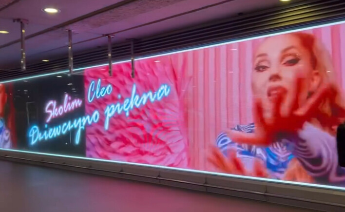 Teledysk Króla Skolima z Cleo możecie obejrzeć na stacjach metra w Warszawie! Wkrótce także w Londynie, Berlinie, Chicago!