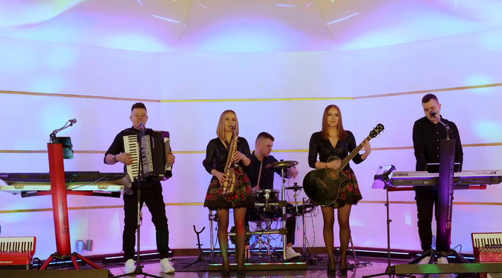 Ten biesiadny klasyk zna prawie każdy. Massive bierze na warsztat „A ja nie chcę czekolady”