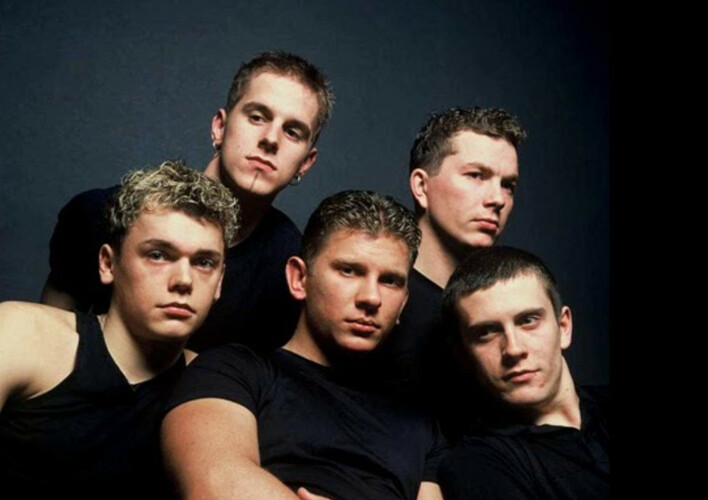 Ten utwór rządził wiele lat. Toples i „Sąsiadka” zdominowali disco polo