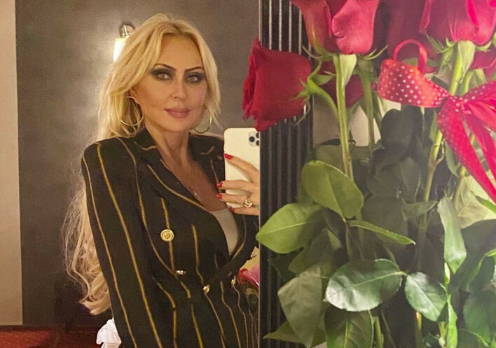 Teresa Werner kusi w tiulu?! 64-letnia wokalistka zrobiła się na bóstwo! 