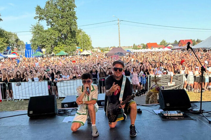 Tłumy na koncercie WonerS! „Przeboje młodego gwiazdora disco porwały publikę! 