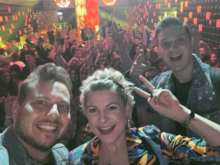 Tłumy fanów na koncercie grupy Piękni i Młodzi! Artyści skradli show! 