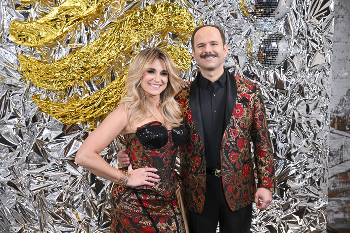 Tłumy śpiewały razem z Sławomirem i Kajrą! "Miłość w Zakopanem" ponownie hitem sylwestrowej nocy