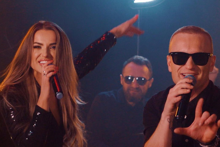 Tłumy śpiewały z Alexa & Fonzy! Zobaczcie nagranie z koncertu!