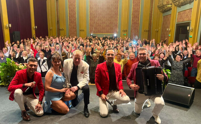 Tłumy w Toruniu! Zespół MarsaAlam i Mirek Szołtysek rozkręcili niezapomnianą imprezę
