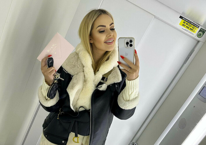 To będzie wielki ślub! Paula Karpowicz wręcza zaproszenia na swój ślub i wesele! Śmietanka disco polo na liście gości?