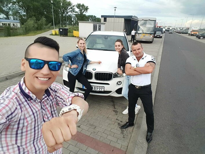 "TO FEJK" - apelują! Ktoś podszywa się pod zespół Bayera! 