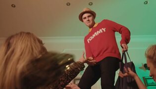 Media rozdmuchują aferę, a Disco Marek podbija rynek disco polo! Artysta zarobił już ponad 20 mln! 