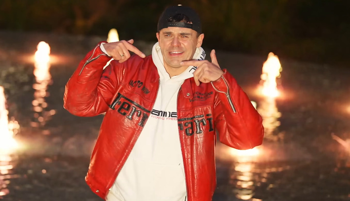 Tomasz Niecik i Krisu prezentują premierę „Fiesta la vida”