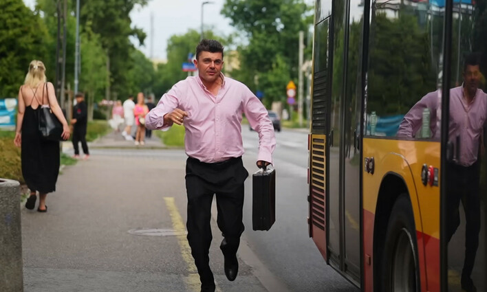 Tomasz Niecik i Krisu z nowym numerem „Life is brutal” – ta premiera disco polo może cię zaskoczyć