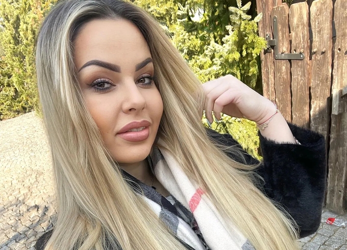 Totalna metamorfoza Pauli Karpowicz! Co zrobiła z twarzą?! Wokalistka zespołu Topky już tak nie wygląda! 