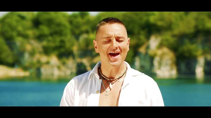 Tragedia wokalisty disco polo! Ktoś zastrzelił wiernego przyjaciela całej rodziny