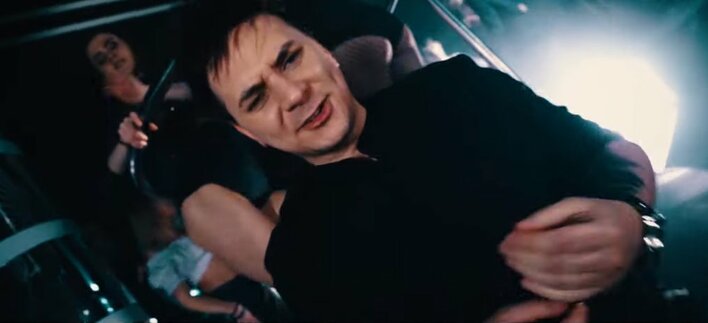 Twórca hitu "Zróbmy sobie fotę" z nowym przebojem? Gwiazda disco polo zaskoczył internautów!