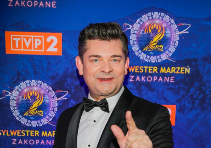 SZOK! Tyle zarobi Zenon Martyniuk na Sylwestrze Marzeń z Dwójką?! Jeszcze więcej inne gwiazdy! 