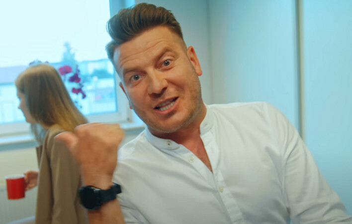 „Umówieni na 9„ gorąca premiera Power Play w wersji klubowej! To będzie HIT wszystkich dyskotek?! 