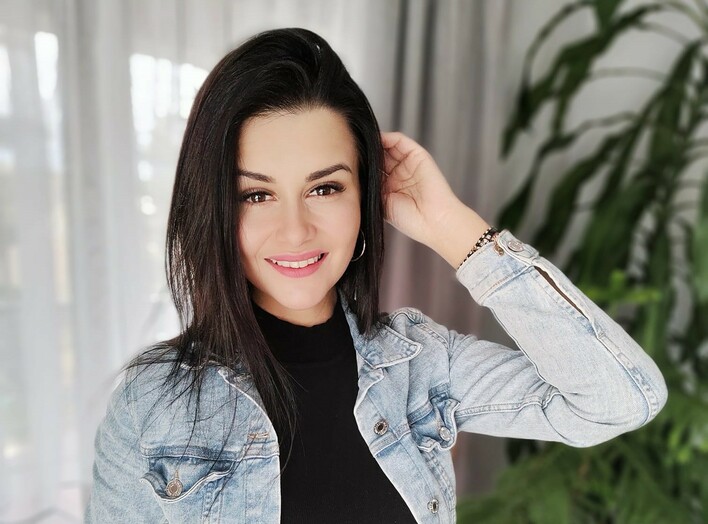 Ponętna gwiazda disco polo czaruje swoim ciałem! Gwiazda zdradziła fanom skrywany sekret! 