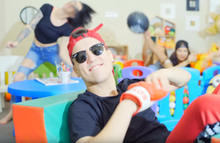 Usunięty klip disco polo ponowie w sieci! Internauci przecierają oczy ze zdumienia! To hit! 