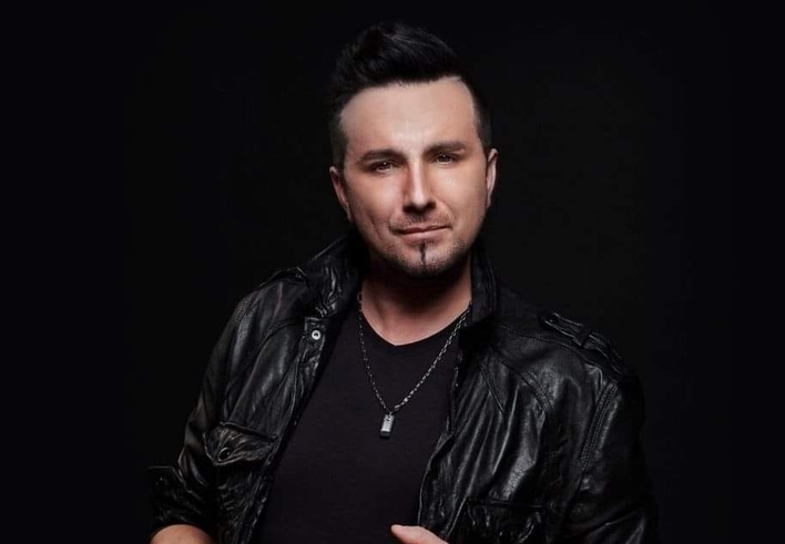 Pilne! Gwiazdor disco polo trafił w nocy do szpitala! Jego stan jest poważny!