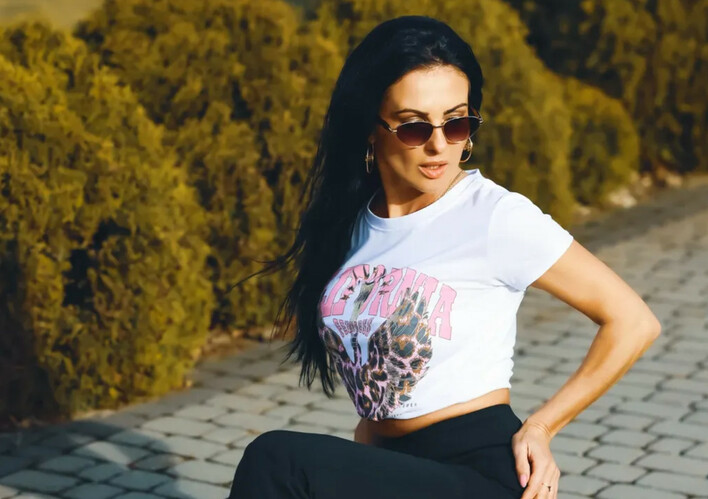 Uwielbiana gwiazda disco polo Marta Konopla kusi w skąpym body! Rozpala zmysły fanów do czerwoności!
