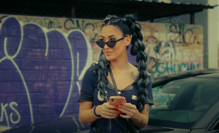 Roxaok nową gwiazdą disco polo! TikTokerka pokazała właśnie debiutancki klip „Nie kupuj drina„ Fani „w dobę 700 tysięcy i #1 na czasie„