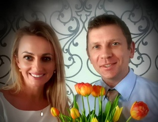 Uwielbiany gwiazdor disco polo świętuje 18 rocznicę ślubu! Otrzymał moc gratulacji! 