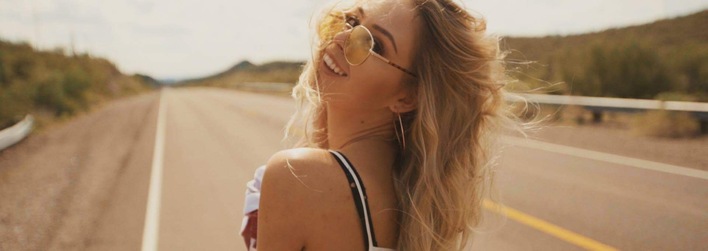 Uwielbiany prezenter telewizyjny z solowym utworem! Podbija branżę disco polo?!