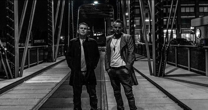 Ambitne disco polo?! Ten zespół przekracza granice, właśnie udostępnili kolejną nowość